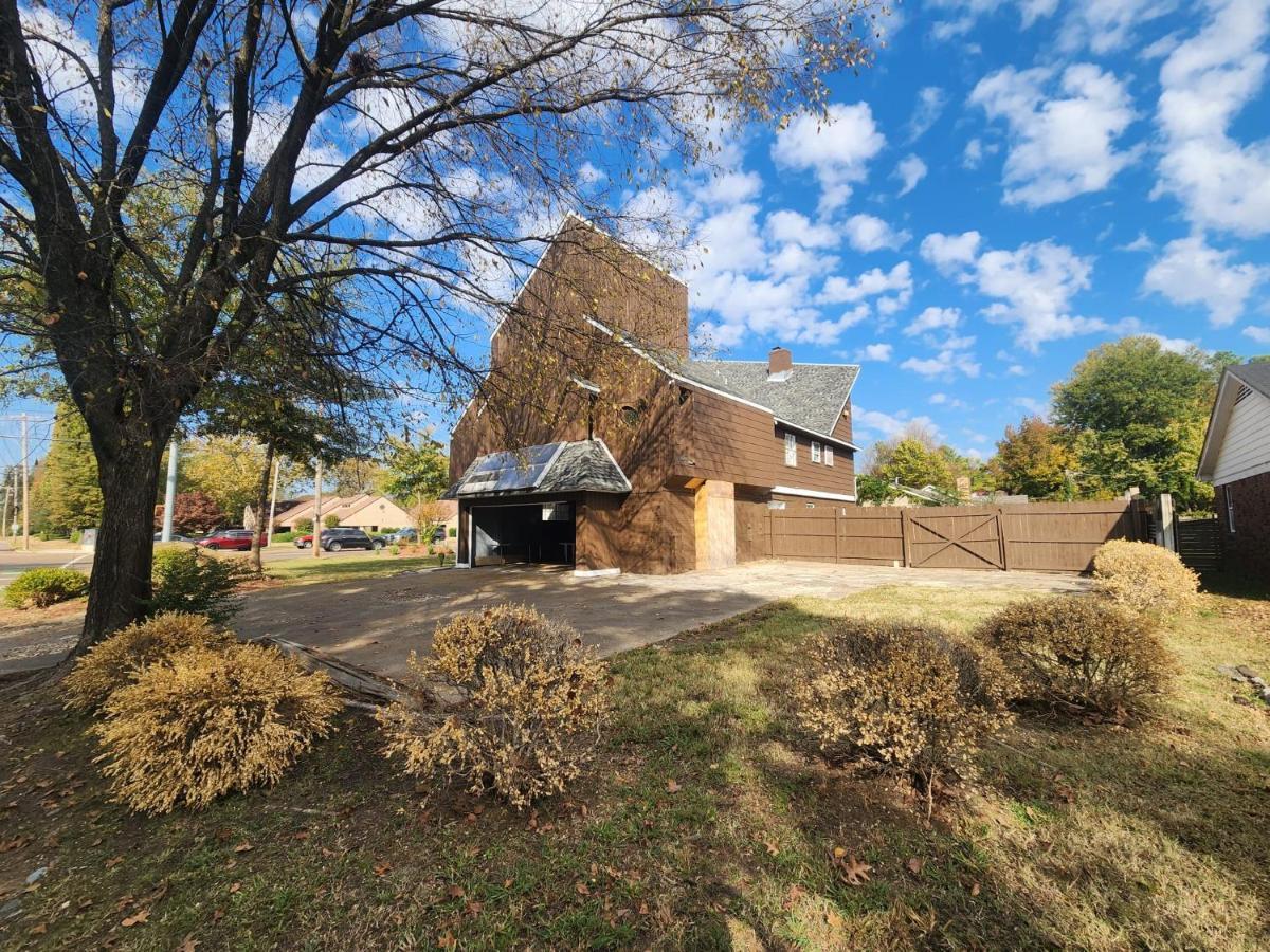 Super Large East Memphis 23 Beds Exterior photo