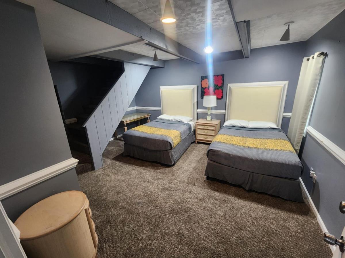 Super Large East Memphis 23 Beds Exterior photo